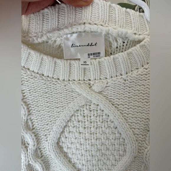 Revolve Line & Dot White Chunky Cable Knit Sweater Fringe Round Neck Sz XS or S - Picture 7 of 9